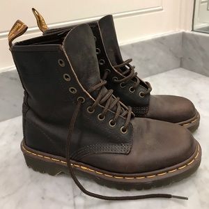 Vintage Doc Martens Air Wair Brown Combat Boots 6
